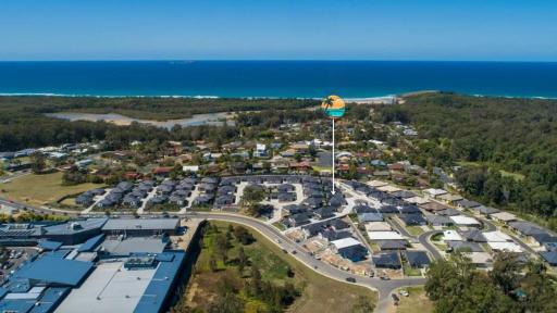 Moonee Beach Getaway - Housity