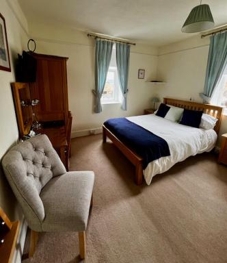 Newcourt Barton - Housity