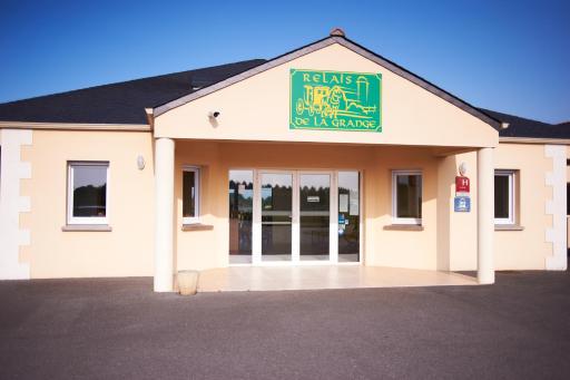 Relais De La Grange - Housity