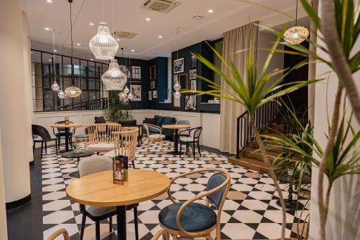 Tulip Hotels - Wroclaw Patio - Housity