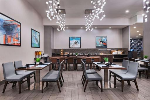 Hilton Houston Plaza/Medical Center - Housity