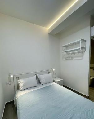 Agora LX Studios & Suites - Housity