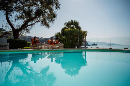 Parga Beach Resort - Housity