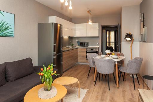 К's City Living with Free Parking - Housity
