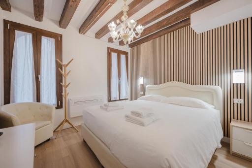 Rialto Suite 707 - Housity