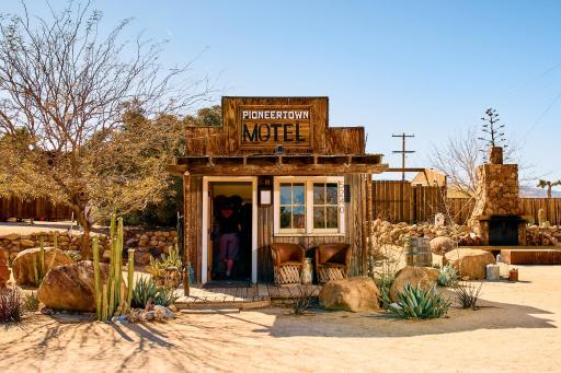 Pioneertown Motel - Housity