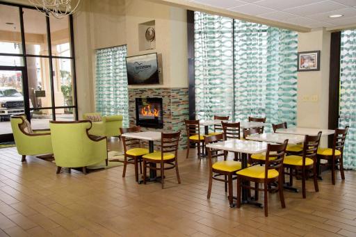 Pigeon River Inn - Housity
