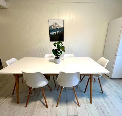 I hjerte av Åndalsnes sentrum - Housity