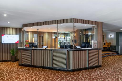 Airport Hotel Manchester - Housity