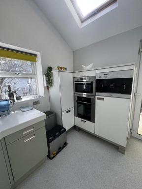 Harrogate Holiday Apartments - Courtyard Mews - Garden - Housity