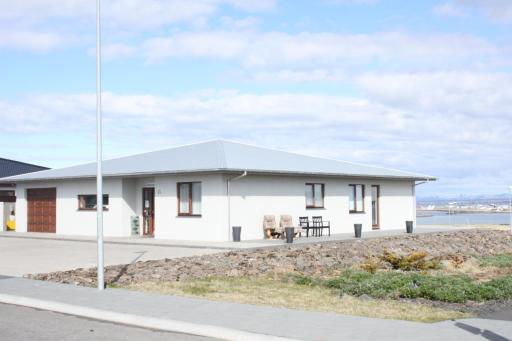 Ace Guesthouse - Housity