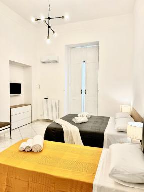Holiday House Station - Housity
