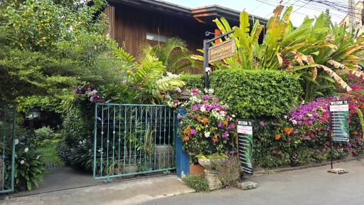 Siriwan Hostel - Housity