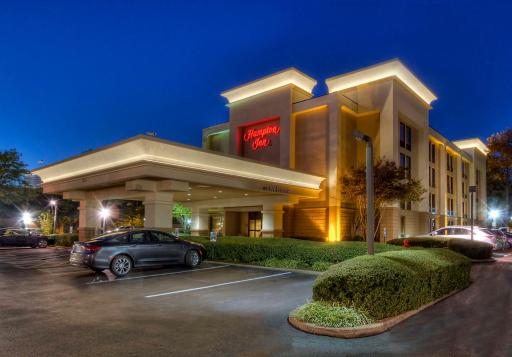 Hampton Inn Memphis Poplar - Housity