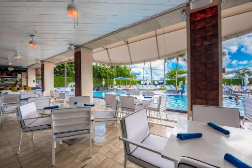 Hilton Bentley Miami South Beach - Housity