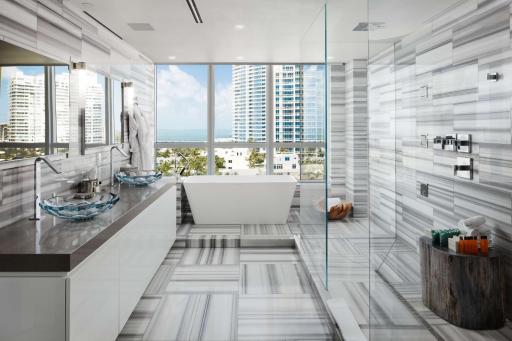 Hilton Bentley Miami South Beach - Housity