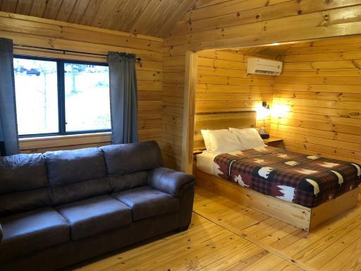 Lakewood Park Campground - Luxury Cabin - Housity