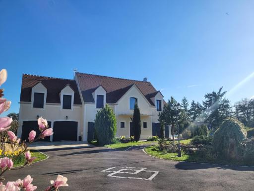 Villa NICAISE - Housity