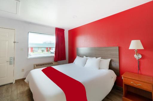 OYO Hotel San Antonio near AT&T Center - Housity