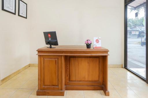 SUPER OYO 1959 Penginapan Kepurun Pawana Indonesia - Housity