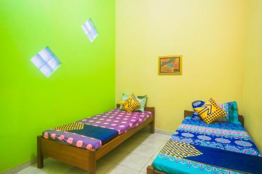 OYO 2440 Wallet Family Residence Syariah - Housity