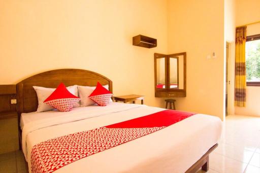 OYO 3024 Hotel Kebon Manis - Housity