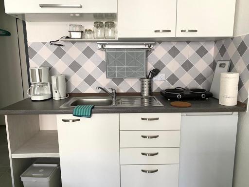 Sweet Home Apartment Hannover West - contactless check-in - Housity