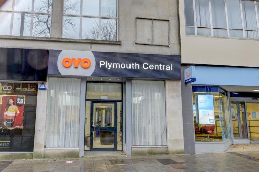 OYO Plymouth Central Hotel - Housity