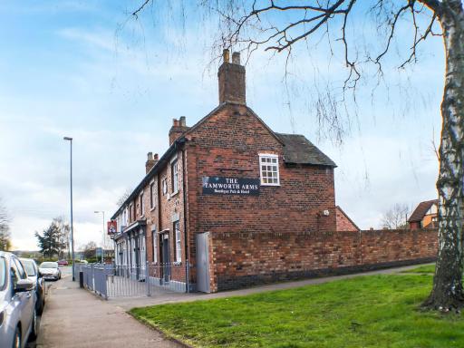 OYO Tamworth Arms Boutique Pub & Hotel - Housity