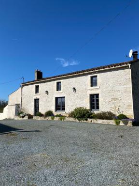 Les Puvinieres - Housity