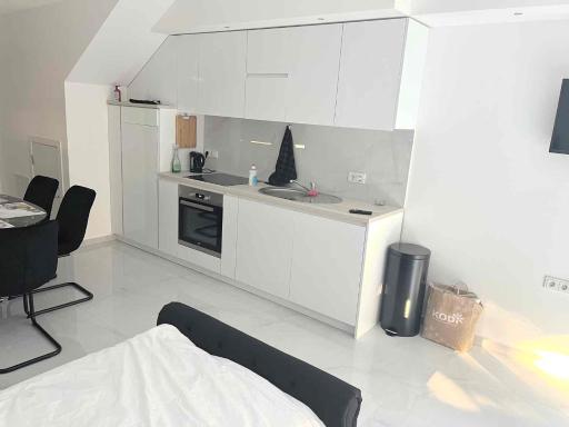 Cozy & warm Apartment in Leverkusen - Housity