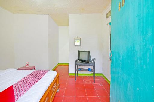 SPOT ON 91270 Hotel Arimbi - Housity