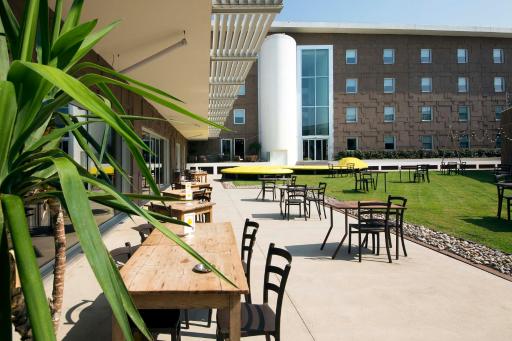 Aiden by Best Western JHD Dunant Hotel - Housity