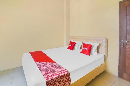 OYO 91755 Priska Kost Dan Homestay - Hizvo