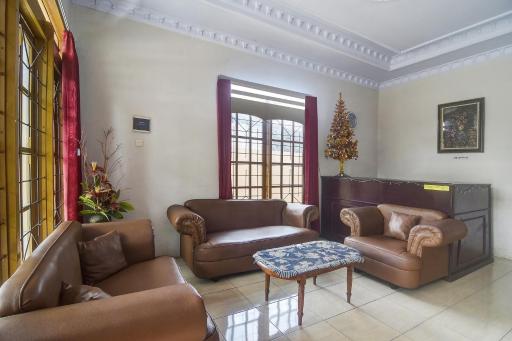 Hotel O Borneo - Housity