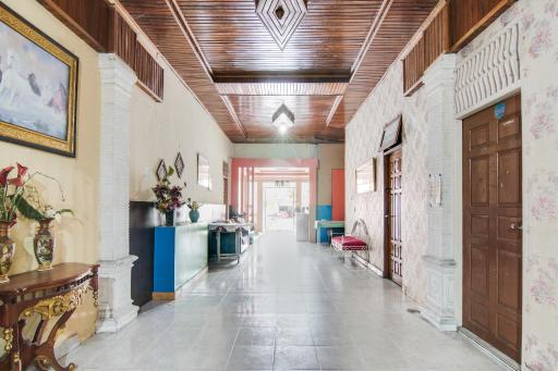 OYO 92055 Nirvana Homestay Syariah - Housity