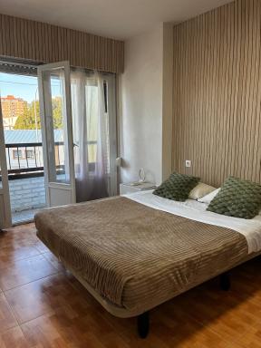 EVE ,Estacion central - Housity
