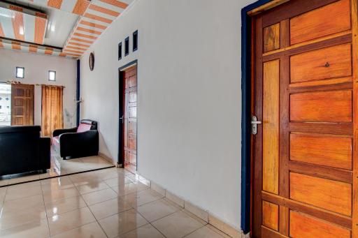 OYO 92455 Hadhilfa Homestay Syariah - Housity