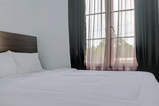 Capital O 92583 Raja Soeta Hostel Syariah - Housity