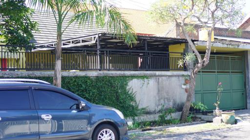 OYO 93784 Kost Bu Eli Syariah - Housity