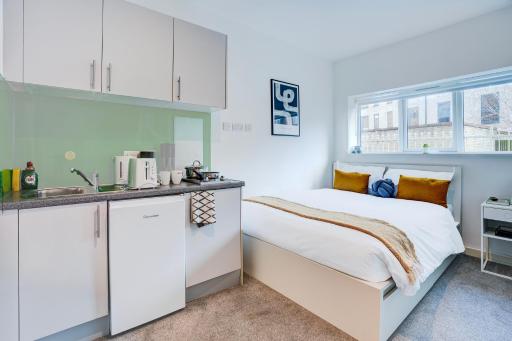 Kingston Luxe Suites Riverside Apartment Belvilla - Housity