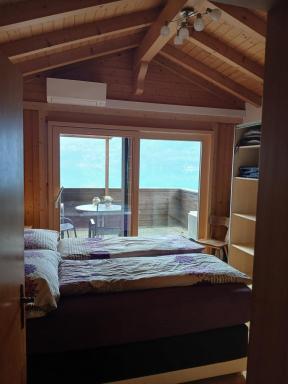 Chalet Diana Lakefront - Housity