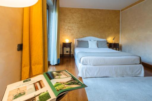 Airport BEA Rooms - Hizvo