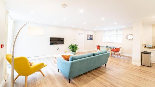 South Quay Apartment - Housity