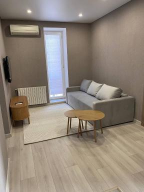 ApartPoltava Двокімнатні апартаменти з ДЖАКУЗІ біля Листопаду - Housity