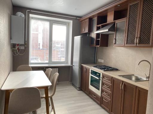 ApartPoltava Двокімнатні апартаменти з ДЖАКУЗІ біля Листопаду - Housity