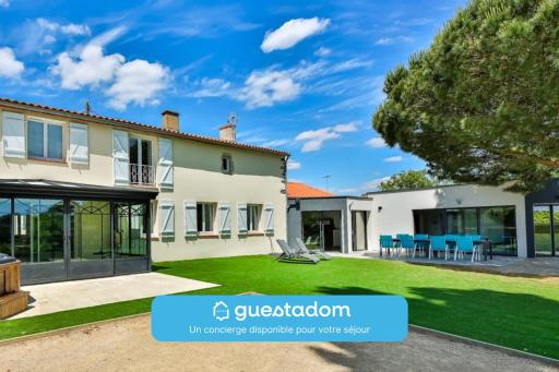 L'Atrie - Gîte avec piscine et jacuzzi - Housity