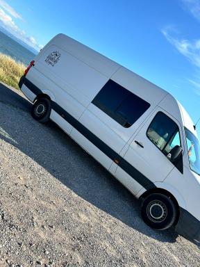 Viv The VW Campervan - Drive Away - Housity