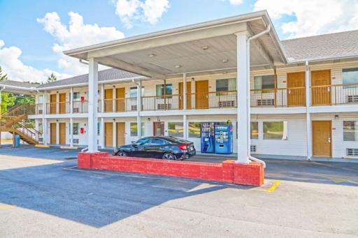 Economy Inn By OYO Ashburn - Housity
