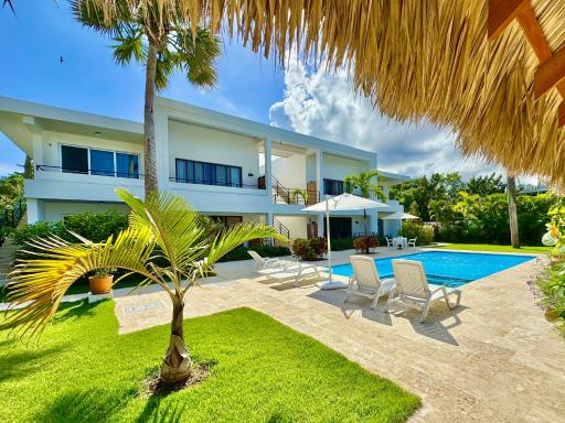 La Curadiña - Encuentro Surf Resort - Housity